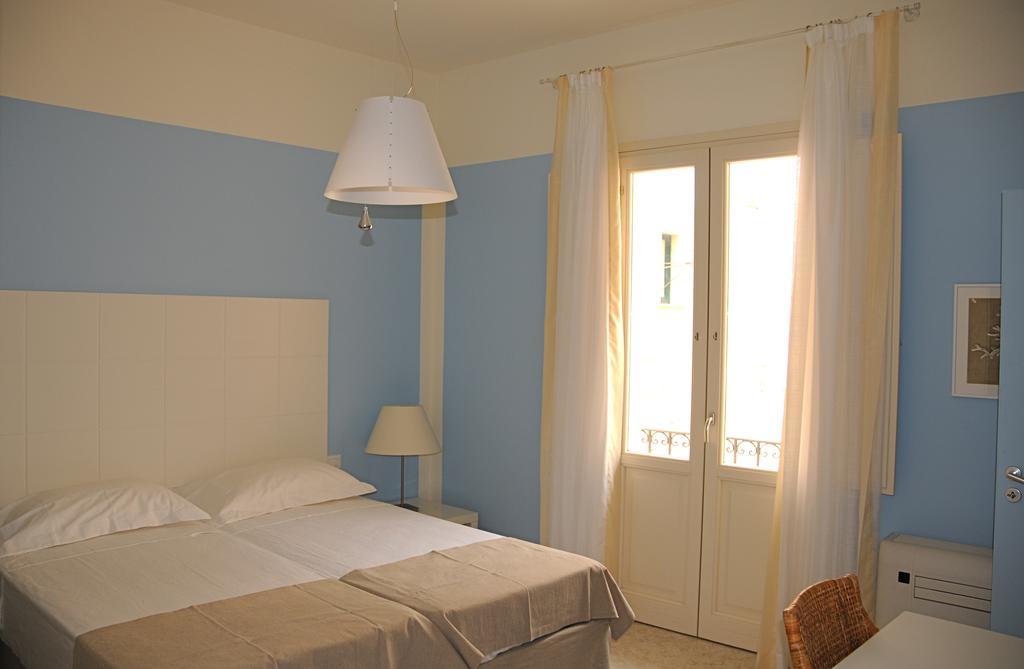 Albachiara Suite Rooms - City Center Trapani Phòng bức ảnh